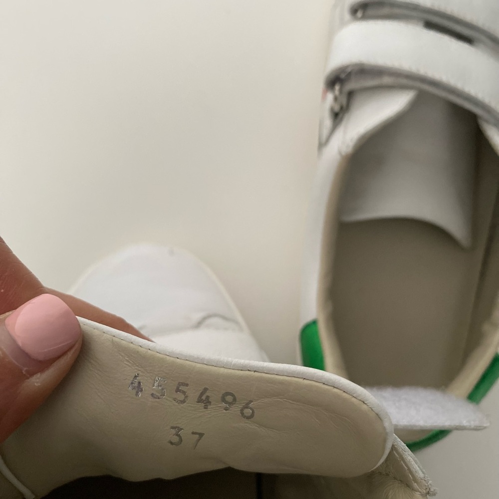 Authentic Gucci Sneakers - Picture 11 of 11